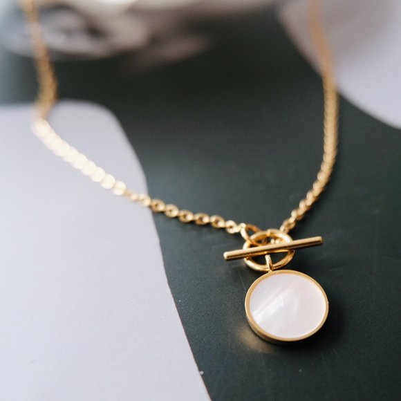 3/$35 Round Shell Gold Necklace - Picture 2 of 7